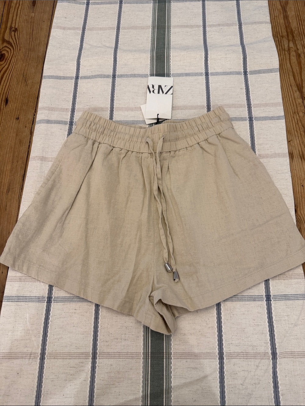 NWT Zara High-Waist Drawstring Linen Shorts in Beige